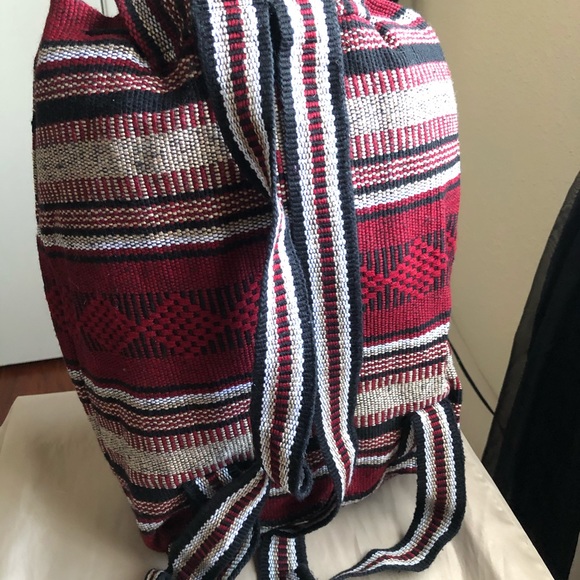 Back pack - Picture 2 of 3